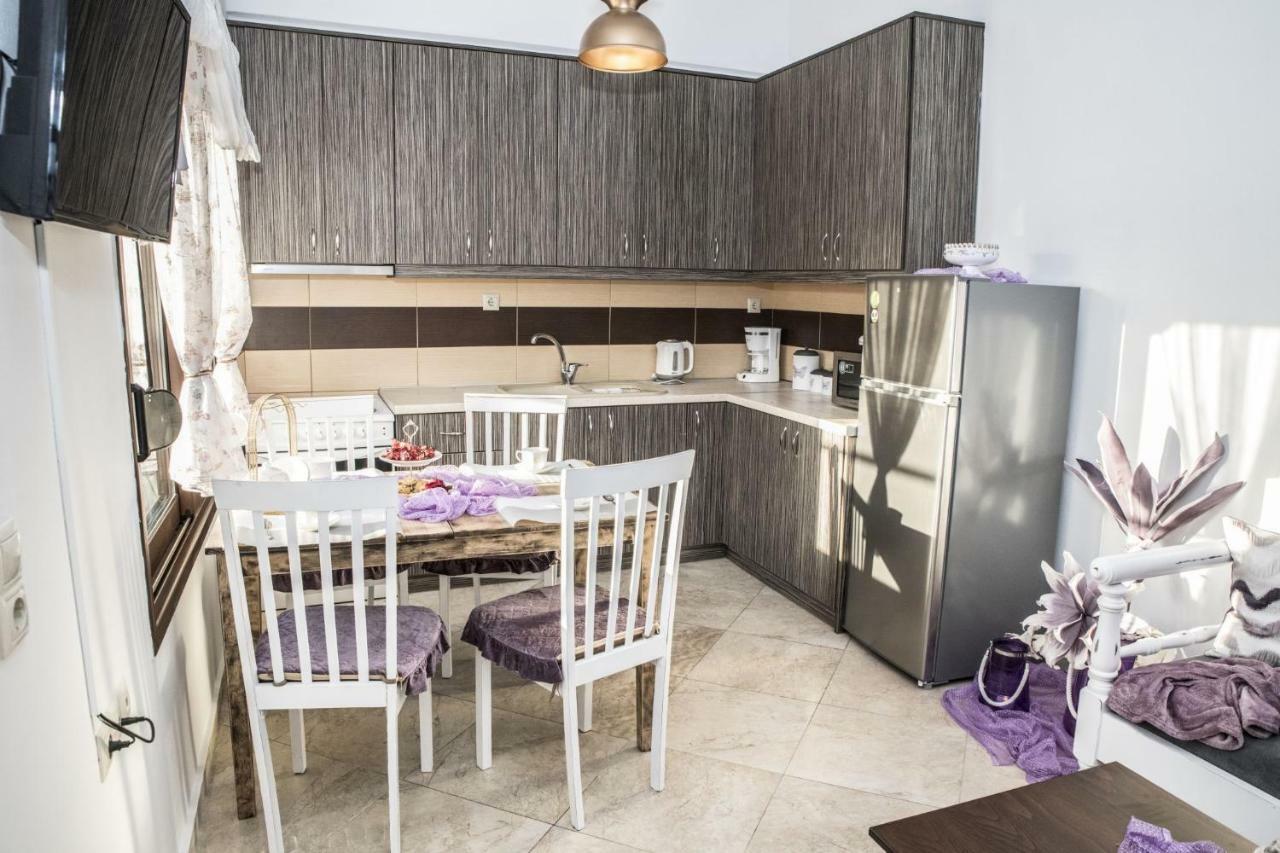Kleopatra Deluxe Apartment With Jacuzzi 카밀라리 외부 사진